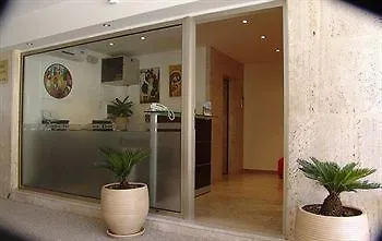 ** Apart Otel Eleonora Hotel Apartments Larnaca Kıbrıs
