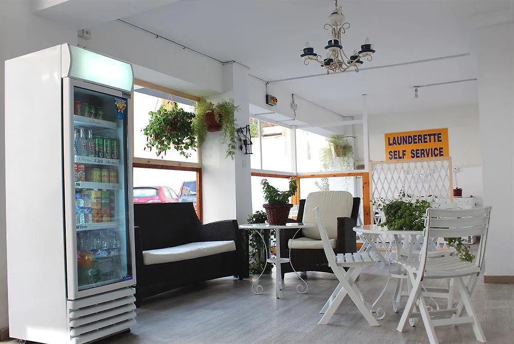 Eleonora Hotel Apartments Larnaca Apart Otel