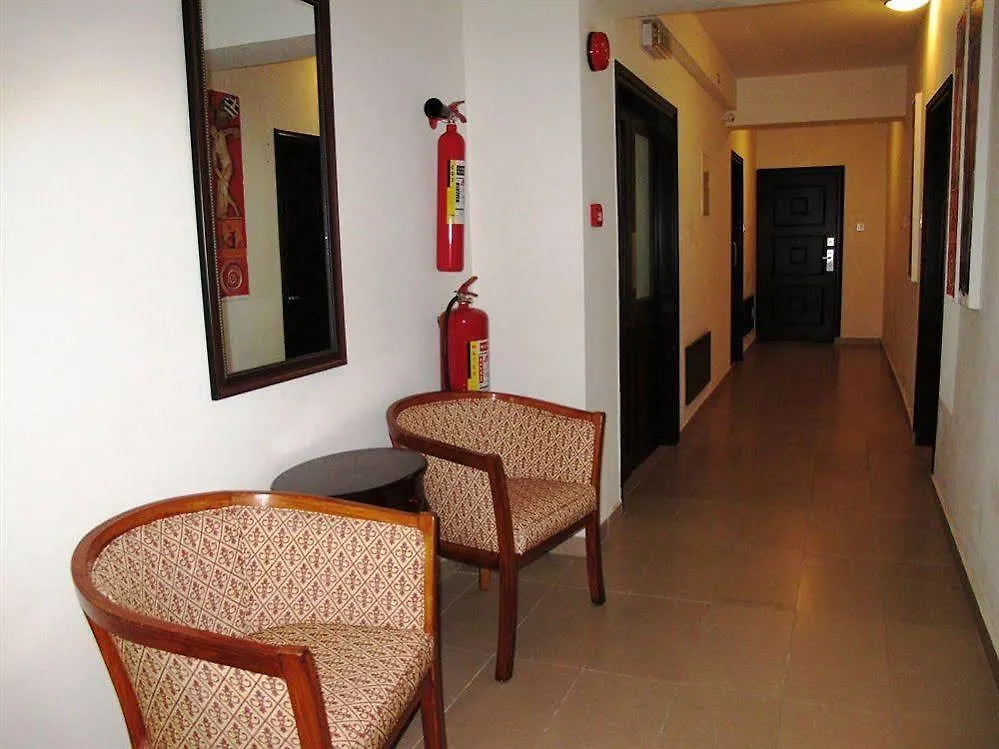 Apart Otel Eleonora Hotel Apartments Larnaca