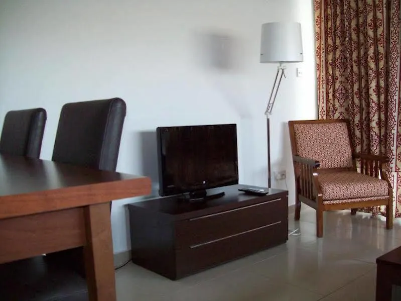 ** Apart Otel Eleonora Hotel Apartments Larnaca Kıbrıs